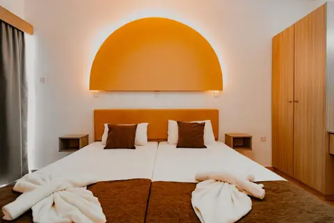 Penelope Beach Hotel in Παραλίμνι — foto 27