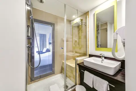 Hotel ibis Styles Nice Vieux Port in Nice — foto 19