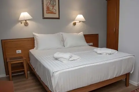 Hotel Arber in Tirana — foto 3