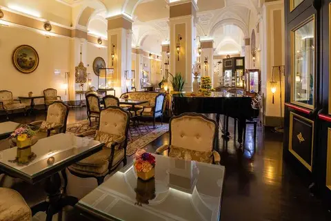 Bernini Palace in Florence, foto 16