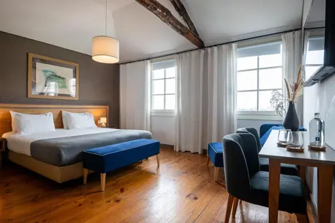 Feels Like Home Santa Catarina Prime Suites in Porto, foto 11