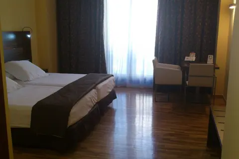 Exe Doña Carlota in Ciudad Real — foto 9