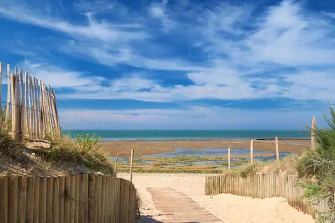 Ontdek de Atlantische kust van Frankrijk in Coupvray — foto 8