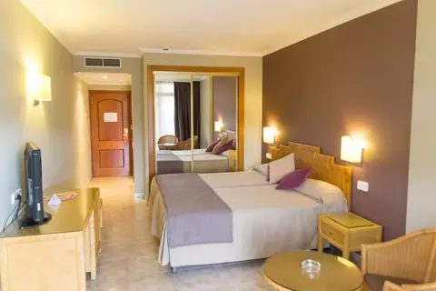 Hotel Palas Pineda in La Pineda — foto 4