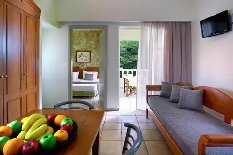 Elotis Suites in Agia Marina — foto 15
