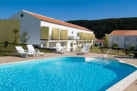 Residential Teresinha in Praia da Vitória (Santa Cruz)