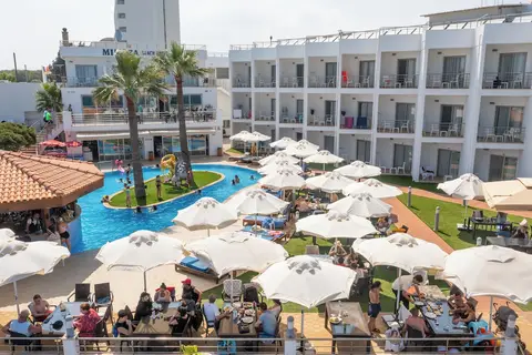 Mimoza Beach Hotel in Gazimağusa — foto 21