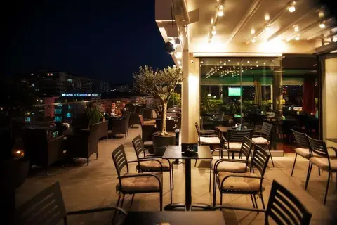 Mondial in Tirana — foto 8