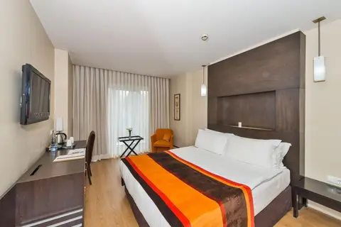 Beyaz Saray in Fatih — foto 23