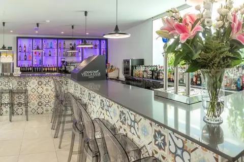 Villa Luz Design & Art Hotel in Gandia — foto 4