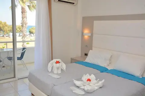 Costa Angela Seaside Resort in Lambi, foto 30