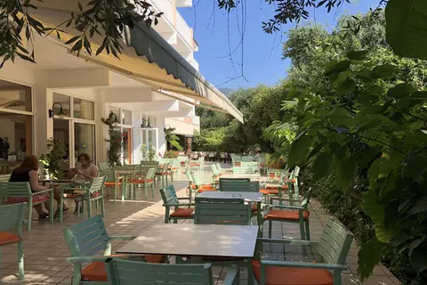 Ipsos Beach Hotel in Ύψος — foto 15
