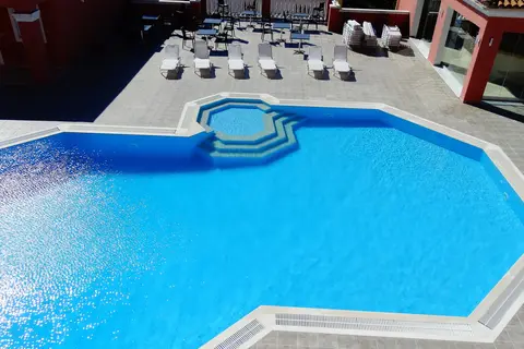 Paradiso Apartments in Ypsos — foto 3
