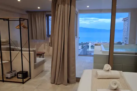Mani Luxury Suites in Δημοτική Ενότητα Γυθείου — foto 15