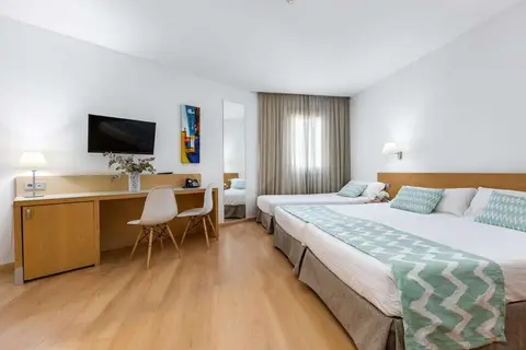 Daniya Alicante in Alicante — foto 4