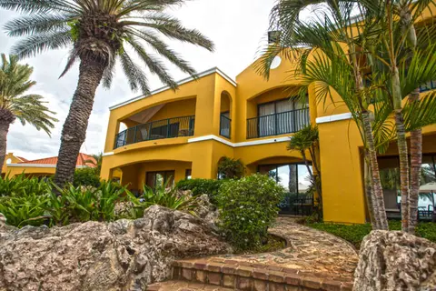 Hotel The Royal Sea Aquarium Resort in Willemstad — foto 23
