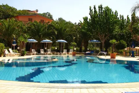 Hotel Villaggio Old River in Ricadi — foto 6