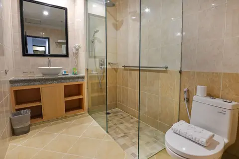 Hotel Puri Saron Seminyak in Kuta — foto 29