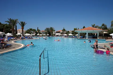 Avanti Holiday Village in Paphos — foto 7