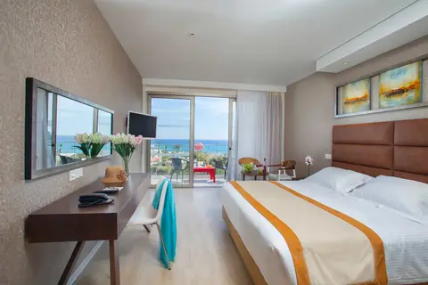 Faros Hotel in Ayia Napa — foto 4