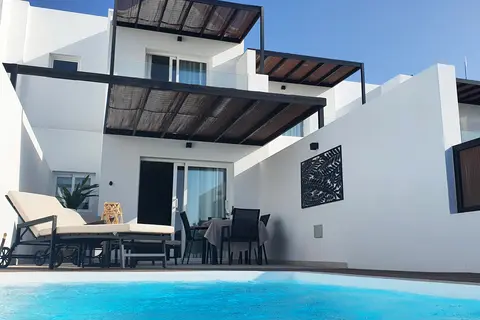 Serena del Mar by Livvo in Yaiza