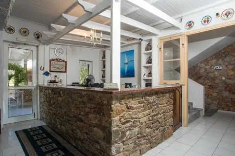 Irini Hotel in Λιβάδια — foto 14