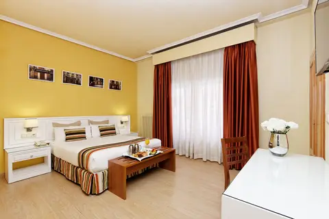 Hotel Mayorazgo in Madrid — foto 5