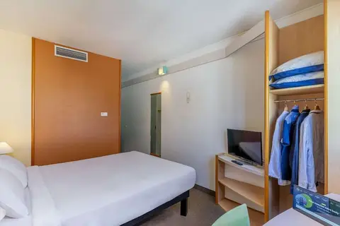 B&B Hotel Marseille Prado Parc des Exposition in Marseille — foto 6