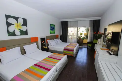 Hotel Paradis Palace in منارة الحمامات — foto 3