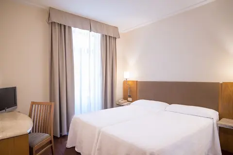Hotel Inglaterra Granada in Granada — foto 6