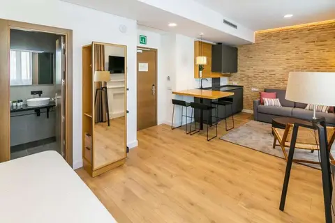 Aquitania Home Suites in Sevilla — foto 6