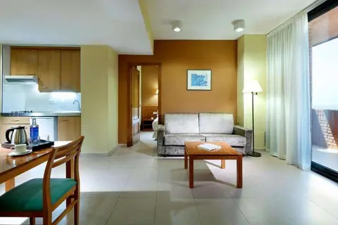 Apartamentos Hesperia Barcelona Sant Joan in Sant Joan Despi — foto 18