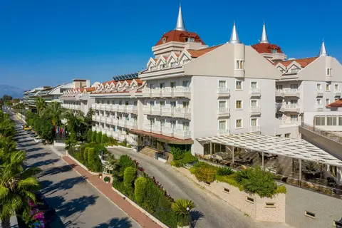Aydinbey Famous Resort in Serik