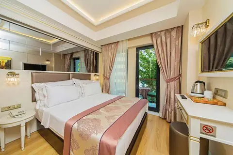 Grand Naki Hotel in İstanbul