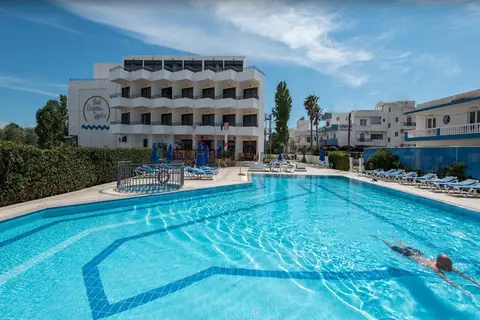 Cleopatra Superior Hotel in Καρδάμαινα — foto 4