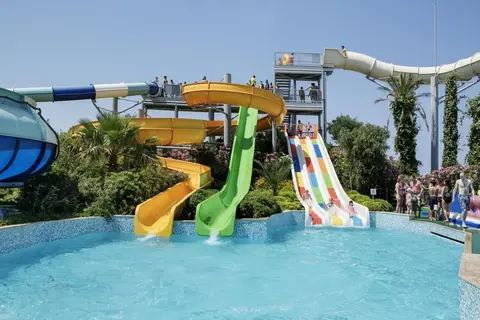 Pine Bay Holiday Resort in Kuşadası — foto 22