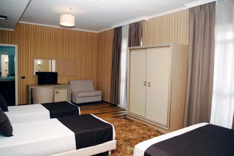 AMH Hotel Durres in Durrës, foto 24