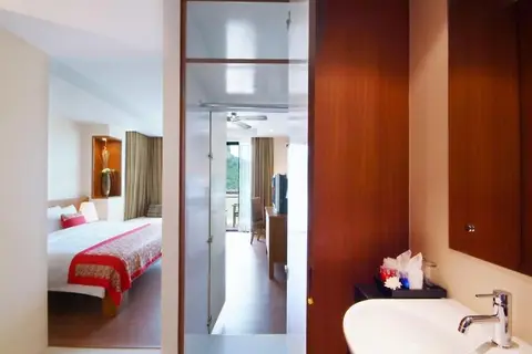 Avani Ao Nang Cliff Krabi Resort in Krabi — foto 5