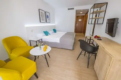 Dwo Sirius Hotel by Checkin in Santa Susanna — foto 13