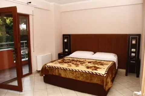 Hotel Nais Beach in Durres — foto 13
