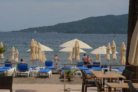 Begonville Beach foto 6