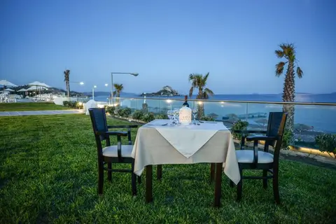 Royal Bay in Κέφαλος — foto 12