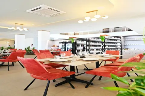 Fllad Resort & Spa in Golem, foto 5
