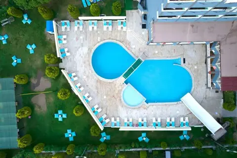 Green Gold Hotel in Kuşadası — foto 8