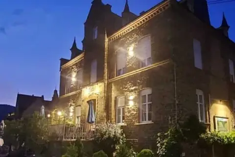 Hotel Alte Bürgermeisterei in Ediger-Eller — foto 9