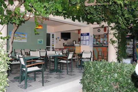 Costas & Chrysoula in Πλακιάς — foto 15