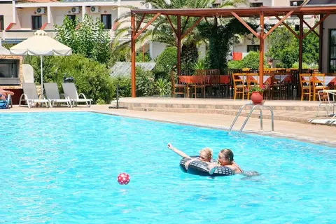 Pasiphae Hotel in Σκάλα Καλλονής — foto 26