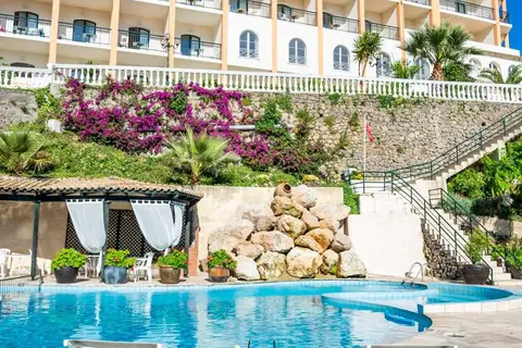 Paleo ArtNouveau in Παλαιοκαστρίτσα — foto 6