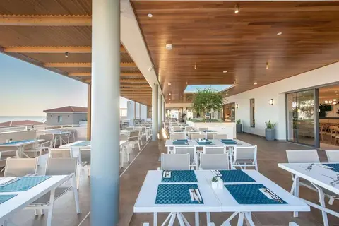 Atlantica Caldera Village in Agia Marina, foto 27