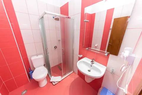 Hotel Bahamas in Saranda — foto 22